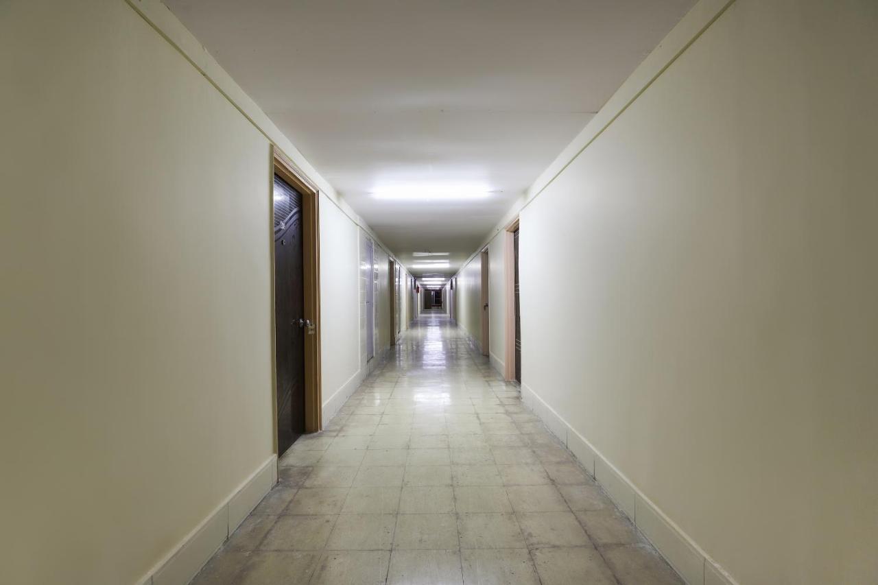 Oyo Hotel Park Veraval Ngoại thất bức ảnh
