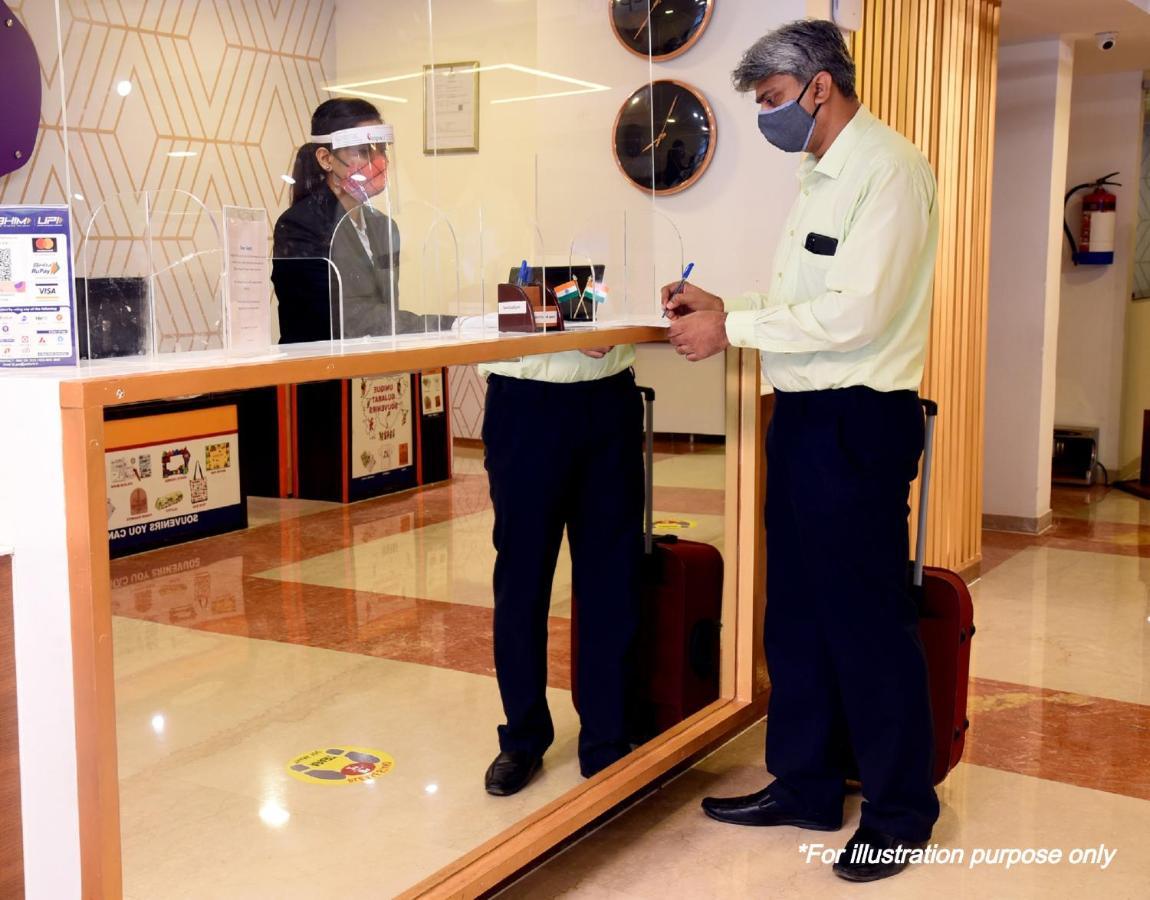 Oyo Hotel Park Veraval Ngoại thất bức ảnh