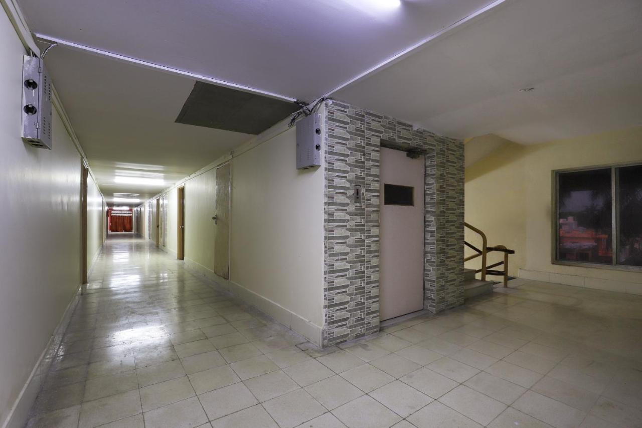 Oyo Hotel Park Veraval Ngoại thất bức ảnh